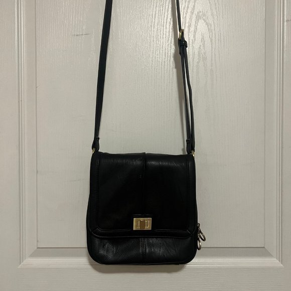 Ricardo Beverly Hills Black Crossbody Bag - Picture 2 of 7